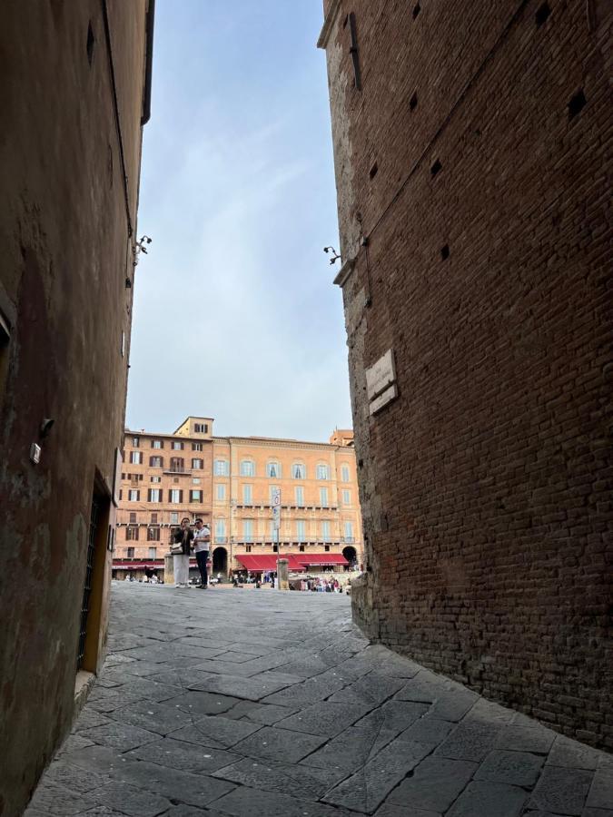 Siena - A pochi passi da Piazza del Campo Appartamento Esterno foto